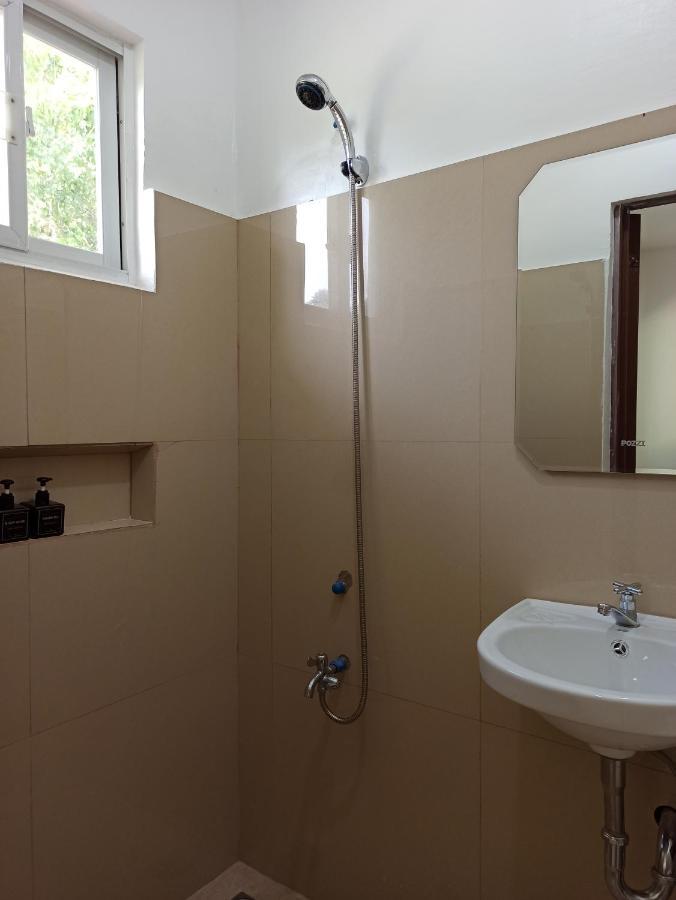 Coco Bloom Hotel Aborlan Bagian luar foto